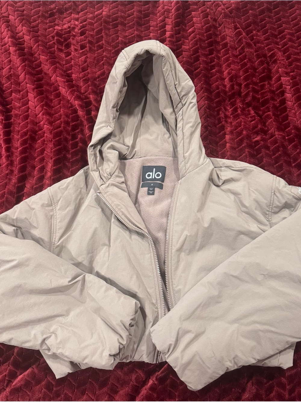ALO Yoga Hooded Puffer Jacket in Light Taupe